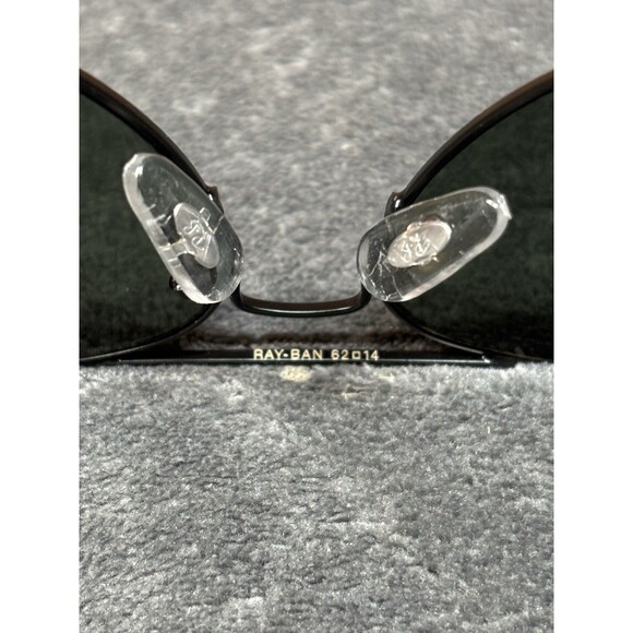 Ray-Ban AVIATOR Black Large Dark Lens Sunglasses Designer RB3026 62 14 135 - Picture 5 of 8